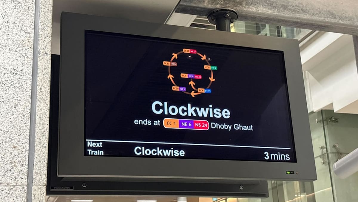 Circle Line to show clockwise, anticlockwise directions when full loop completed in July