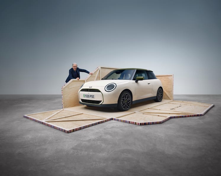 Paul Smith gives the Mini Cooper SE a very British makeover
