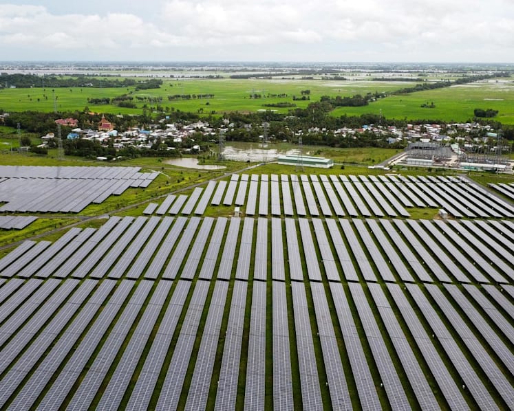 Vietnam plans energy shift toward building more solar, less reliance on gas and coal
