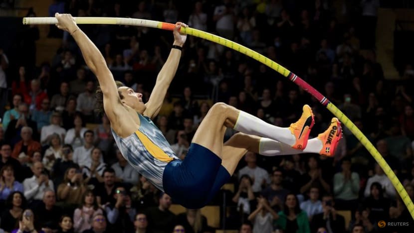 Duplantis breaks world pole vault record for 11th time Duplantis breaks world pole vault record for 11th time