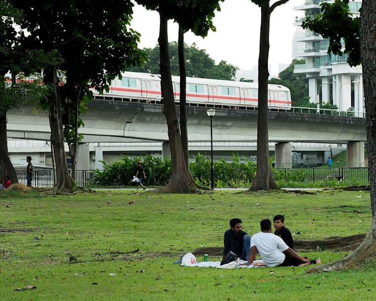 Yaacob Ibrahim apologises for Facebook remark on foreign workers gathering near Kallang MRT