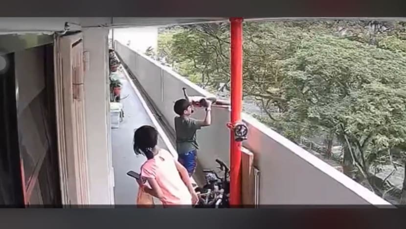 Police investigating two kids for alleged involvement in killer litter incident in Ang Mo Kio Police investigating two kids for alleged involvement in killer litter incident in Ang Mo Kio