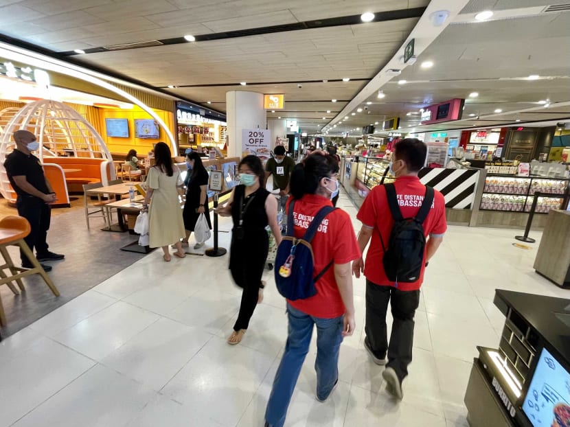 Safe distancing, visitors at home: 5 things to know about Singapore's updated COVID-19 measures Safe distancing, visitors at home: 5 things to know about Singapore's updated COVID-19 measures