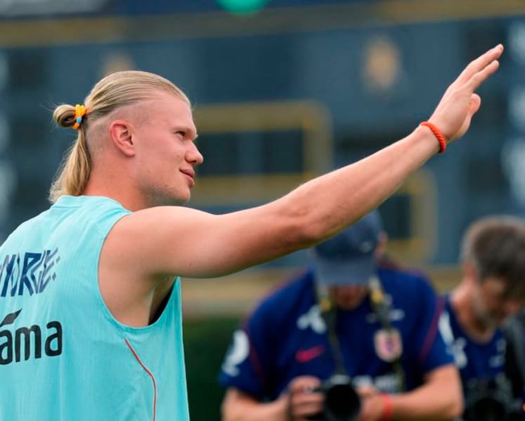 Golf, games and parenting tips - how Norway's Haaland is preparing for World Cup opener