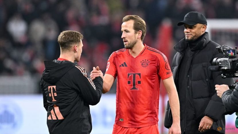 Leaders Bayern ease past Werder 3-0 for seventh straight league win