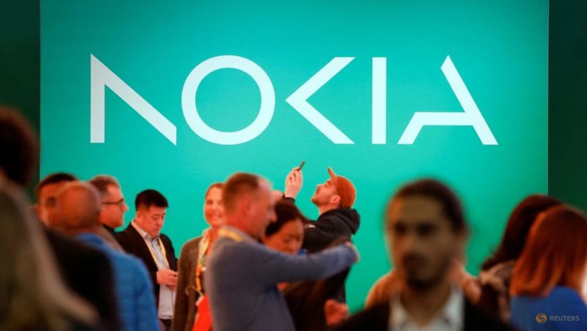 Nokia confirms quarterly miss, sees stronger second half if dollar holds