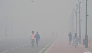 Thick smog blankets New Delhi after Diwali fireworks, pushing air quality to hazardous levels