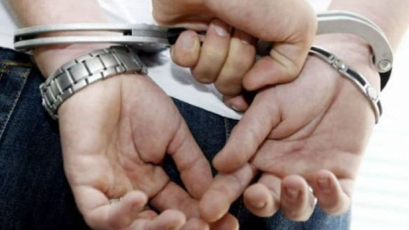 Nasir Zaid, Nur Farahdillah antara 3 individu bantu 'cekup' pencuri telefon bimbit Nasir Zaid, Nur Farahdillah antara 3 individu bantu 'cekup' pencuri telefon bimbit