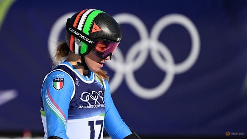 Alpine skiing-Shiffrin steps up, Robinson and Goggia to battle for super-G title