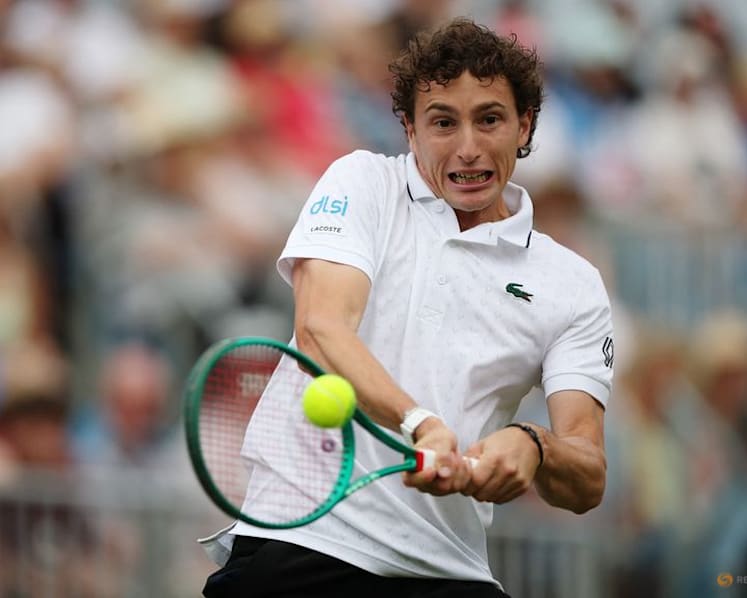 Bergs beats Humbert to clinch first ATP title at Eastbourne Open