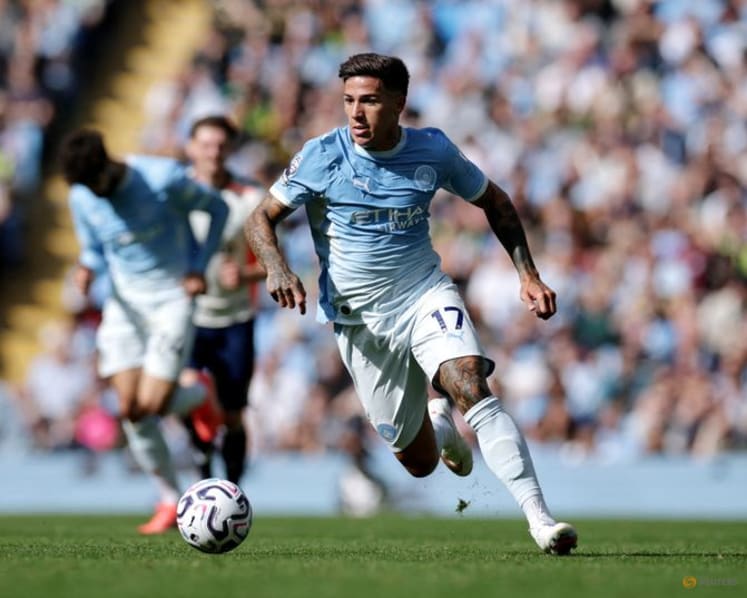 Fernandez impresses on debut as Haaland keeps Man City perfect