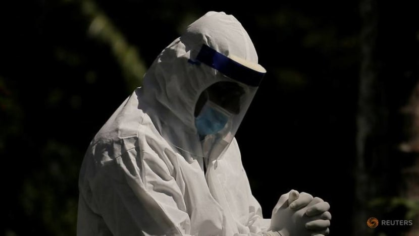 Sri Lanka orders closures to contain COVID-19