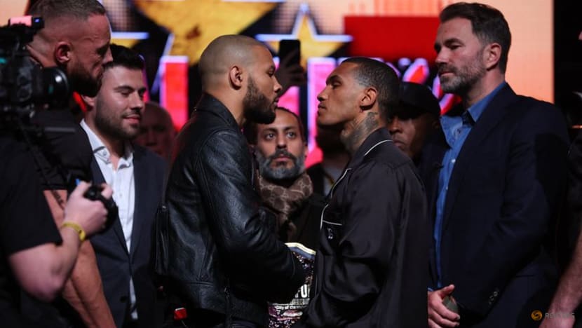 Eubank Jr slaps Benn with egg in press conference Eubank Jr slaps Benn with egg in press conference