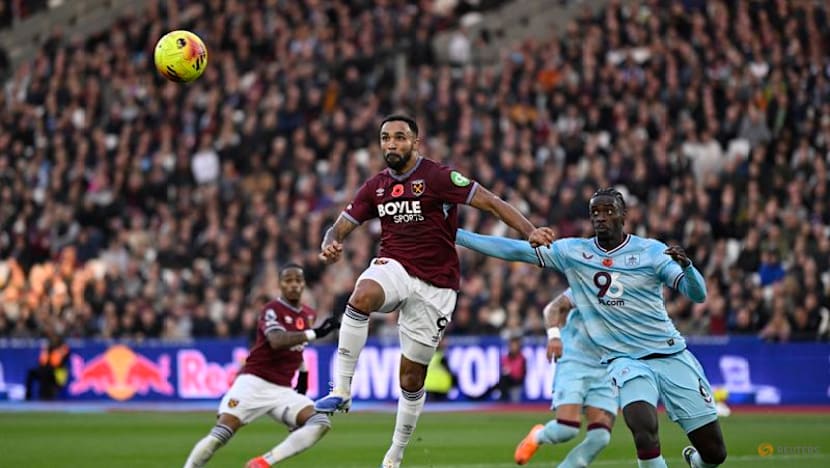 West Ham roar back to beat Burnley 3-2