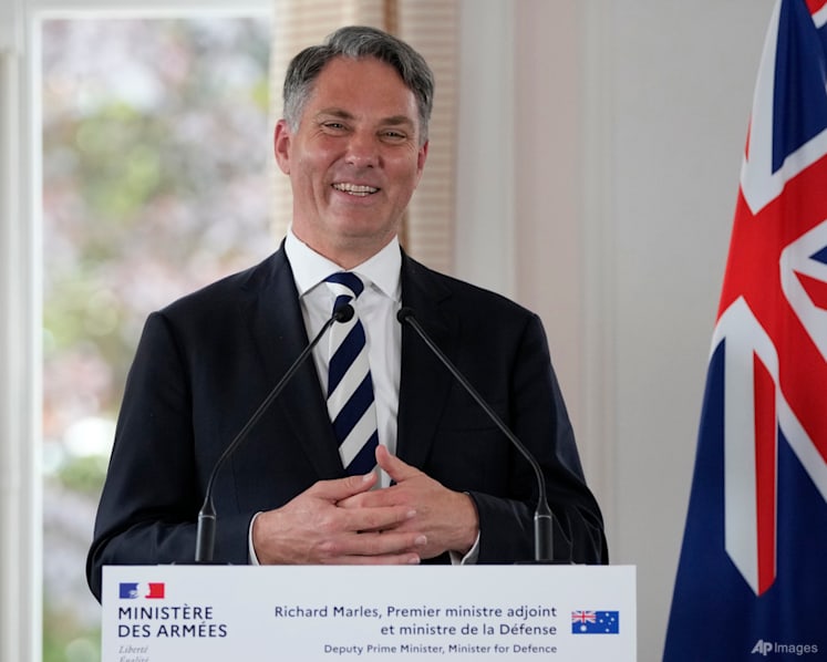 Australia, France deepen defence ties after breakdown