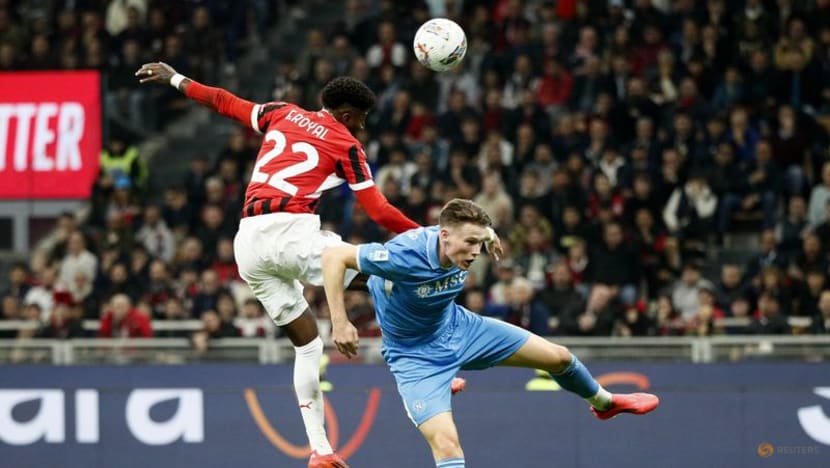 Napoli extend lead at the top with 2-0 win at Milan Napoli extend lead at the top with 2-0 win at Milan