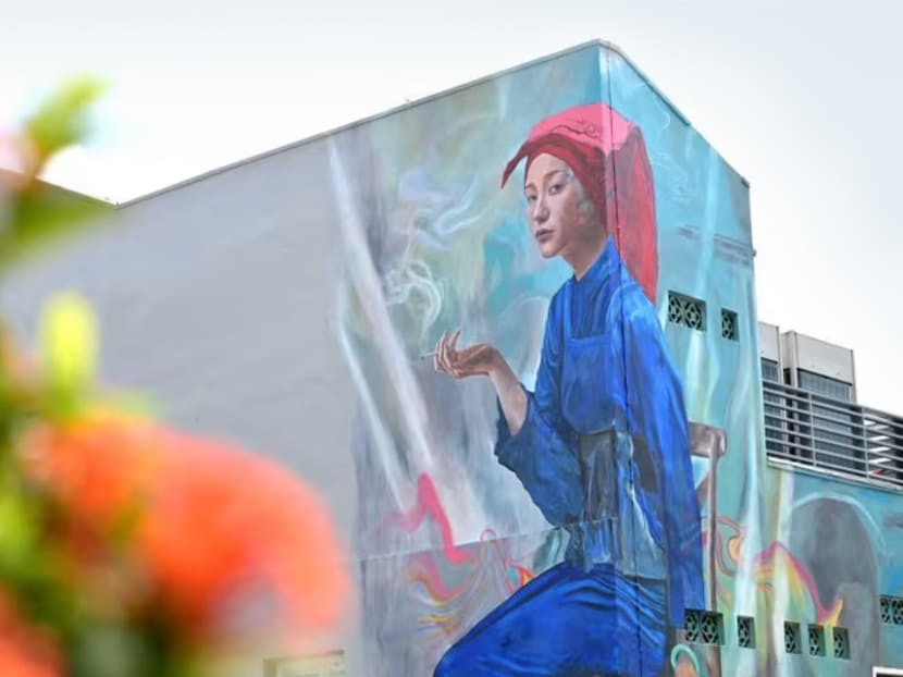 Samsui woman mural reactions: Women's group AWARE, artist Yip Yew Chong weigh in on debate Samsui woman mural reactions: Women's group AWARE, artist Yip Yew Chong weigh in on debate