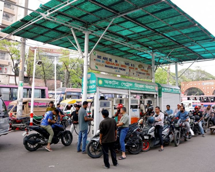 Bangladesh cuts office hours, turns off wedding lights to save energy