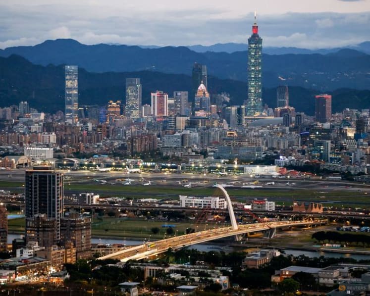 Taiwan probes 11 Chinese firms for illegal poaching of tech talent