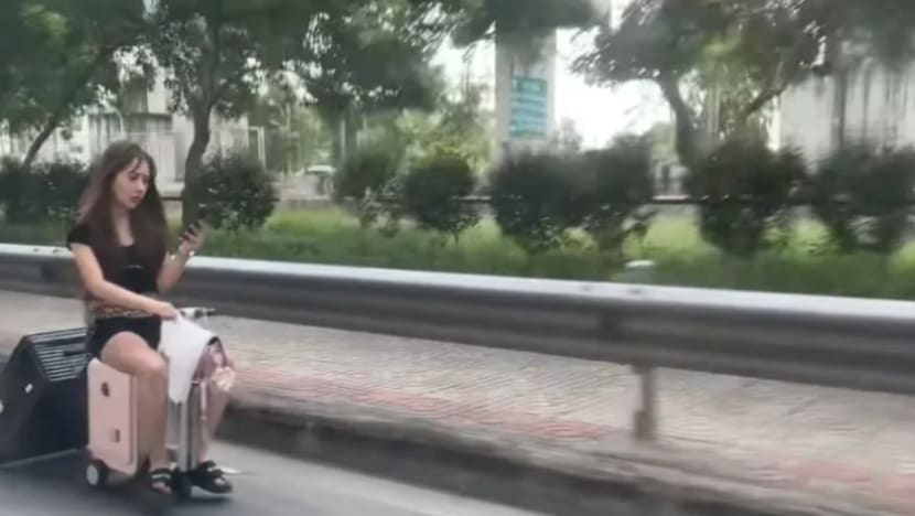 Thailand tegaskan perbuatan tunggang bagasi bermotor di jalan raya tidak dibenarkan Thailand tegaskan perbuatan tunggang bagasi bermotor di jalan raya tidak dibenarkan