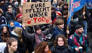 German parliament backs controversial military service law amid Russian threat