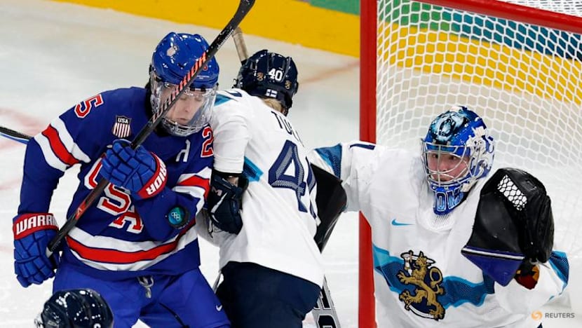 Ice hockey-Canada make winning start, US women thump Finns, Germany and Sweden triumph