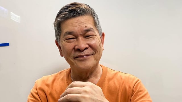 澎恰恰中国直播还债，亲吐曾“想不开”