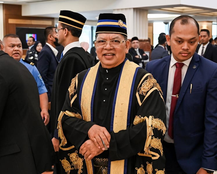 Malaysia’s speaker of parliament to rule on status of ex-Sabah Bersatu MPs