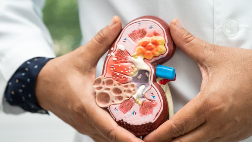 சத்தம் இல்லாமல் ஏற்படும் சிறுநீரகக் கோளாறு - போதுமான அளவு தண்ணீர் குடிக்கிறீர்களா?