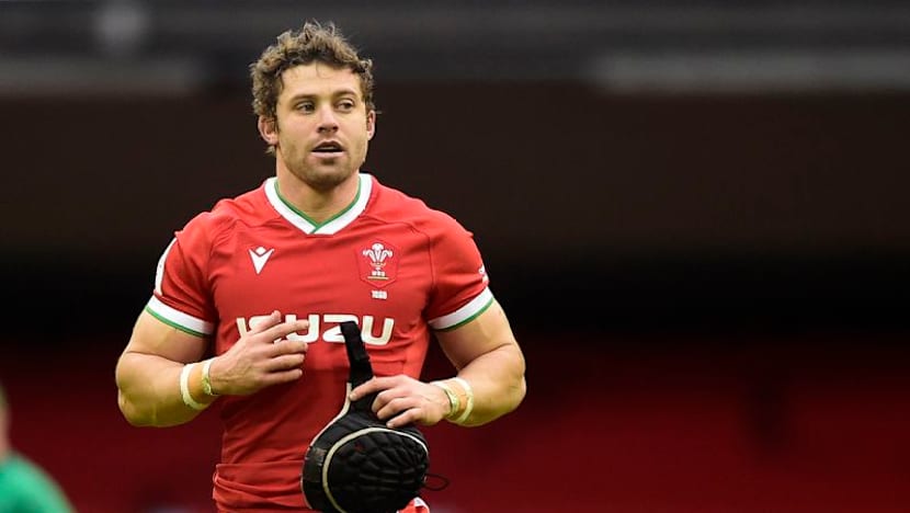 Former Wales fullback Halfpenny to retire at end of season