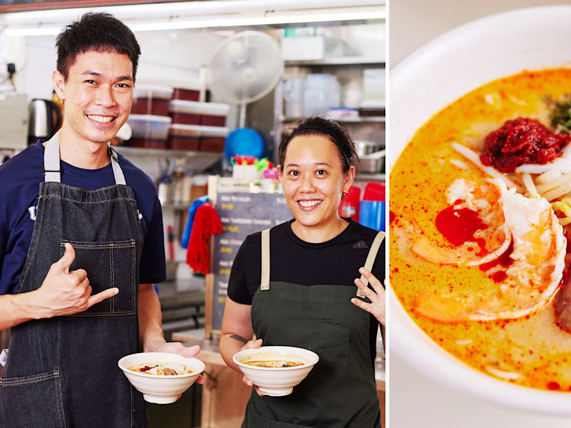After Failed Investments & Cafe Ventures, Siblings Become Laksa Hawkers