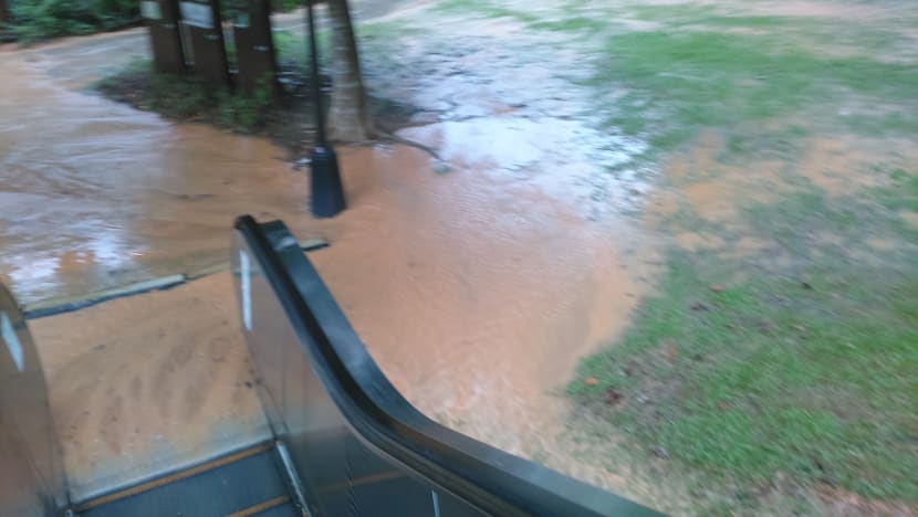 Water from burst pipe floods SMU campus
