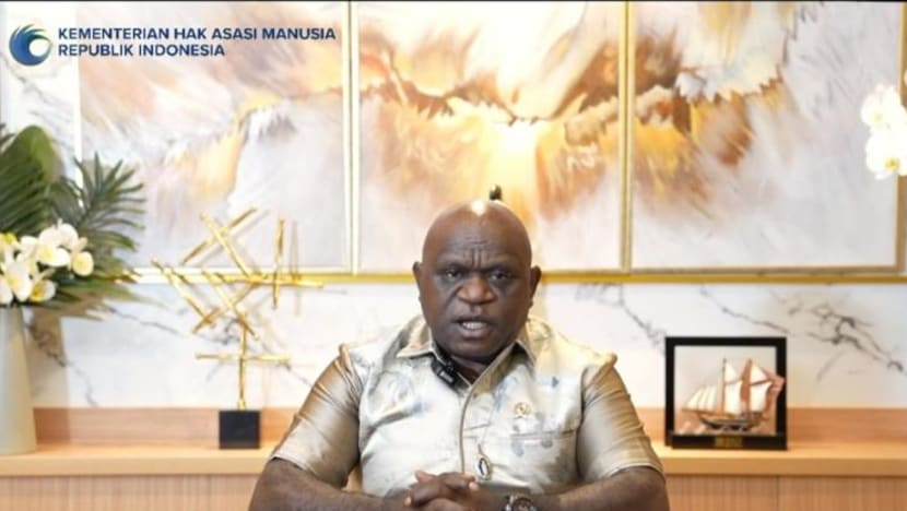 Menteri HAM bantah sebut 3 orang hilang usai demo: 'Bahasa saya, belum kelihatan'