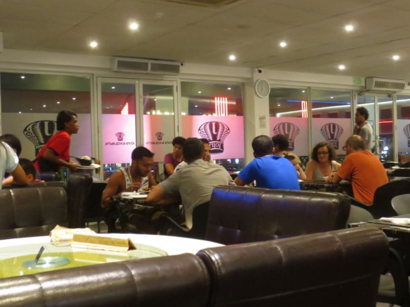 Of bulas and bull sharks