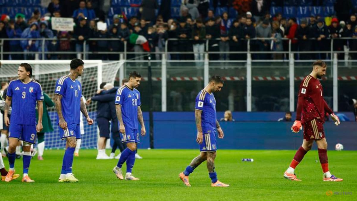 Italy fans brace for more World Cup playoff drama