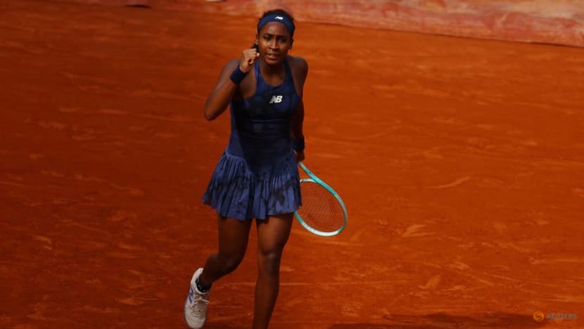 Sinner sends Gasquet into retirement, Djokovic marches on