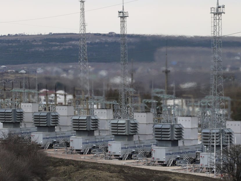 A general view shows the facilities of a mobile gas turbine generator, which was turned on due to recent power outages after pylons carrying electricity were blown up, in the settlement of Stroganovka, Simferopol district of Crimea, Nov 22, 2015. Photo: Reuters