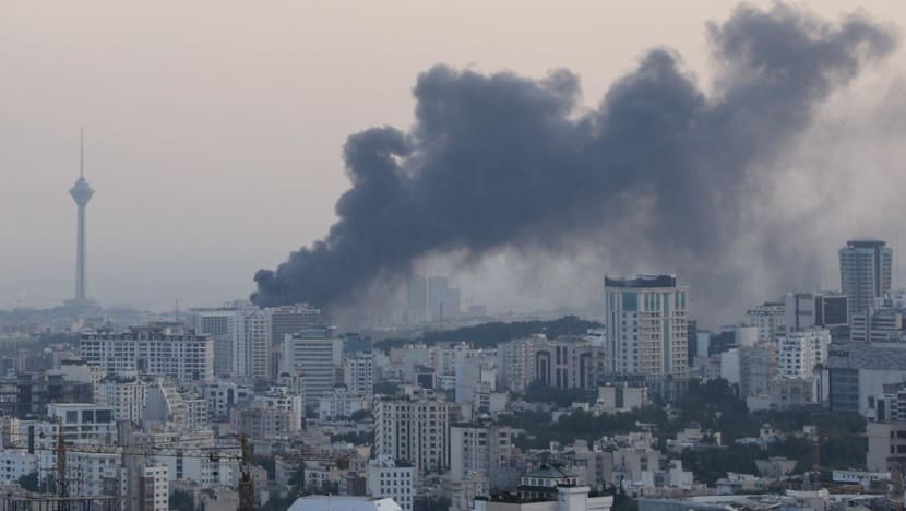 Konflik Israel-Iran memanas, negara-negara Asia Tenggara bergegas evakuasi warganya