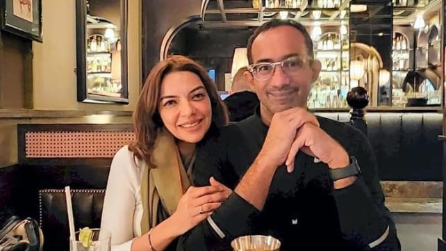 Deddy Corbuzier bagikan foto Najwa Shihab berduka usai suami meninggal