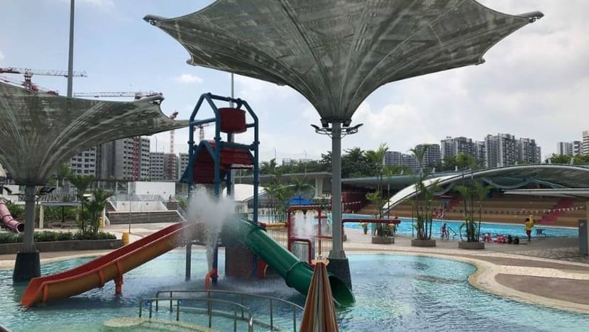 Remaja mengaku rakam budak lelaki bogel dalam tandas kolam renang awam