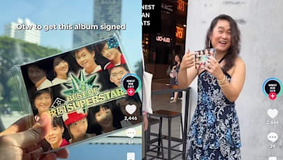 Fan Surprises Campus Superstar Champ Ng Cheeyang; Asking Them To Autograph A CD From Their Competition Days
