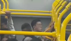 Penumpang masturbasi di Transjakarta diteriaki, langsung ditangkap, dan diserahkan ke polisi