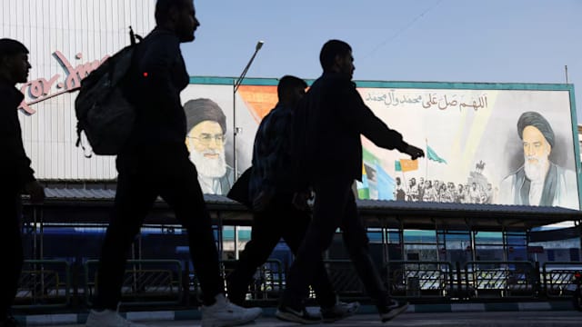 美伊关系持续紧张 各国政府发出旅游警示