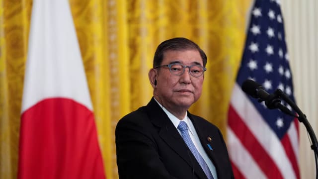 日本首相石破茂内阁支持率创新低