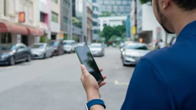 就乘客对等候时间满意度下降 德士私召车业者：需求上升司机短缺