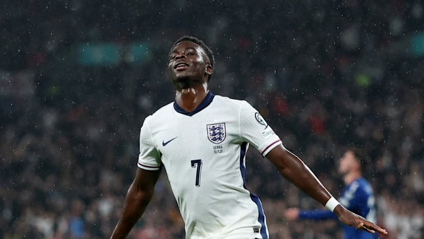 England's Saka Prepared to Play Through Achilles Pain for World Cup