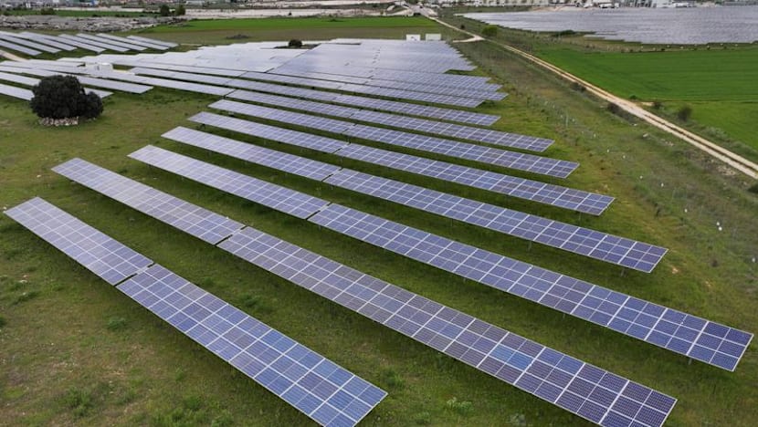 Thousands of European wind and solar power systems exposed online, Dutch researchers say