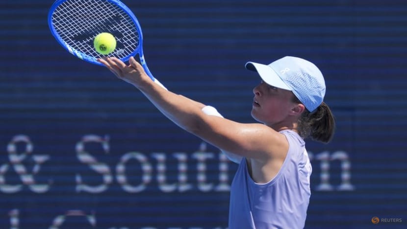 Defending champions Sabalenka, Sinner cruise through Cincinnati second round