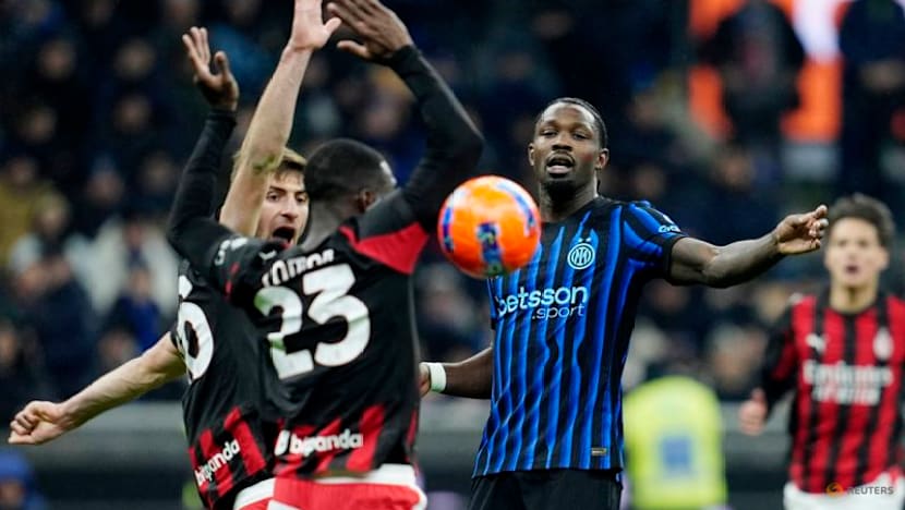 Milan and Maignan deny Inter top spot with 1-0 derby win