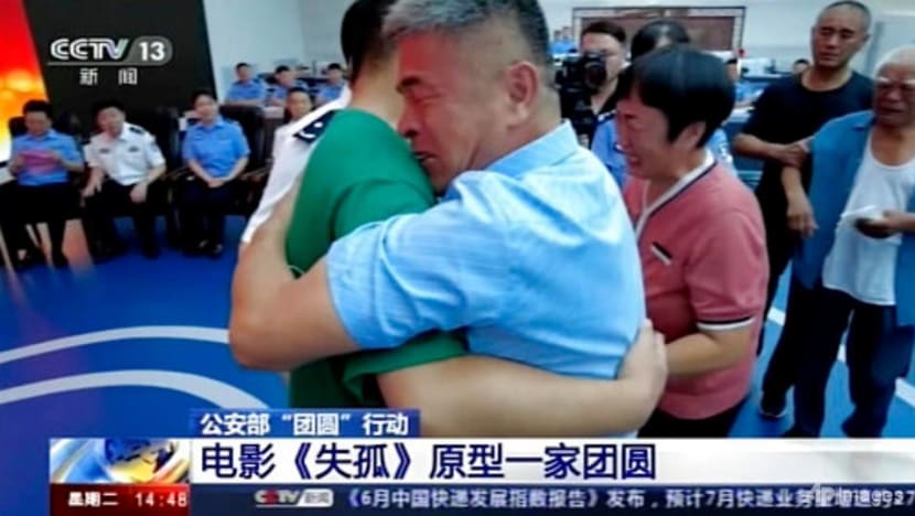 Chinese parents, abducted son reunited after 24 years Chinese parents, abducted son reunited after 24 years